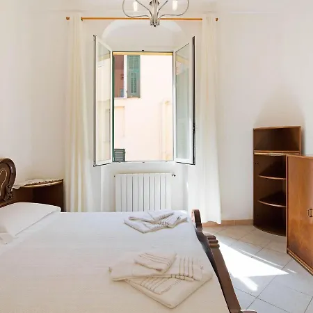 Apartamento Pleasant In Near Bagni Paradiso Beach Sanremo